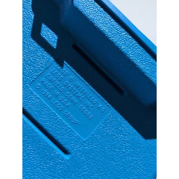 LOT OF 2 VINTAGE LEGO STORAGE BOX 1982 1984 AUTHENTIC - Picture 5 of 7